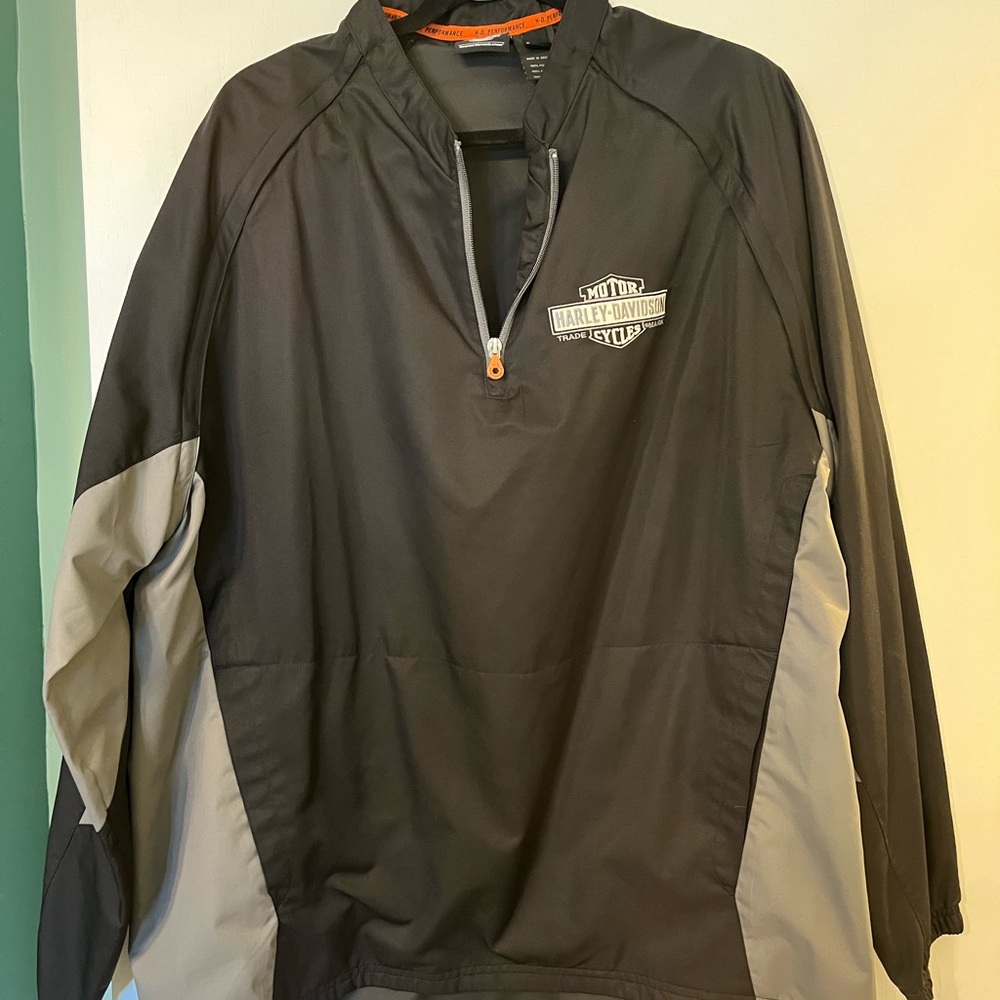 Harley-Davidson Men's Black and Gray Jacket . Windbreaker. Very nice.